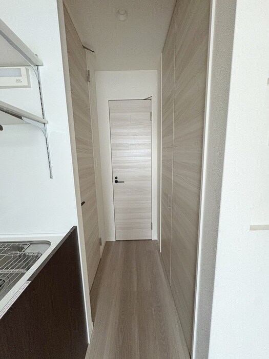 物件内観写真14　(廊下)