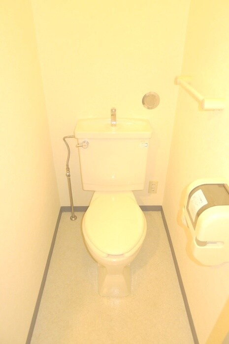 物件内観写真7　(トイレ)