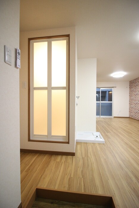 物件内観写真20　(玄関)