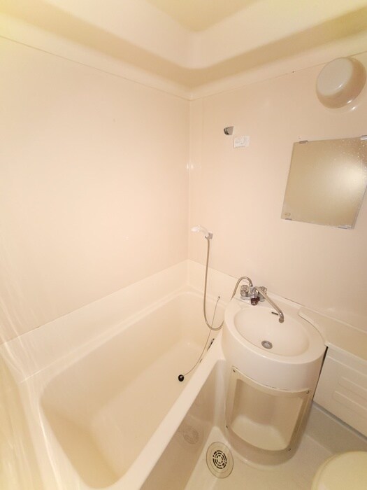 物件内観写真10　(バス／シャワールーム等)