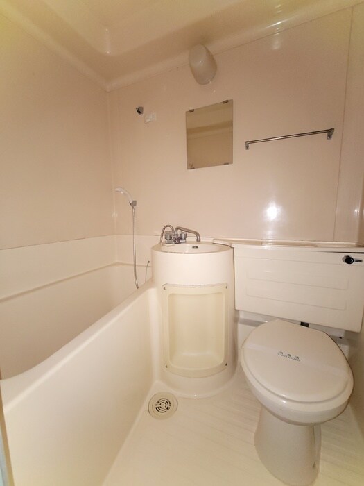 物件内観写真11　(洗面)