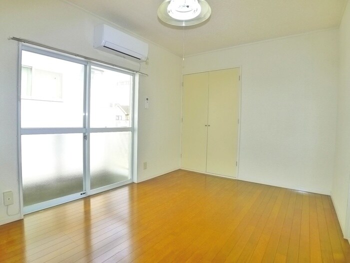 物件内観写真12　(居室)