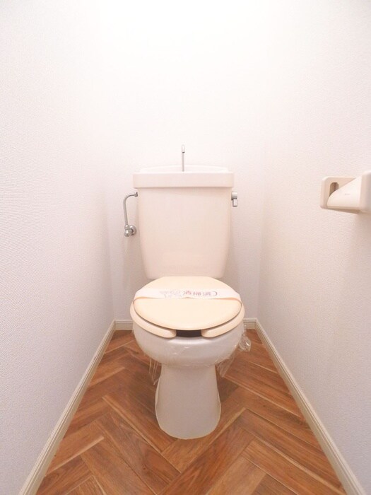 物件内観写真15　(トイレ)