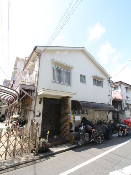 オオタマンション外観写真