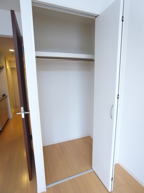 物件内観写真16　(収納)