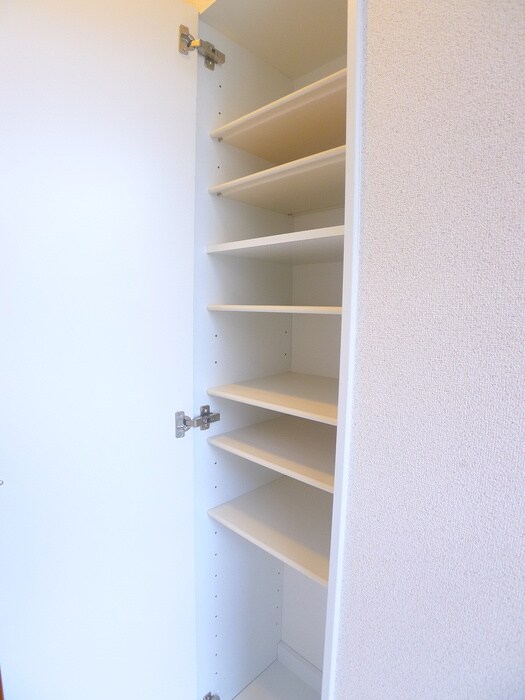 物件内観写真19　(靴箱)