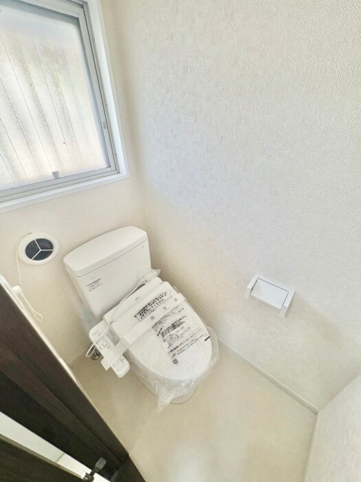 物件内観写真15　(トイレ)