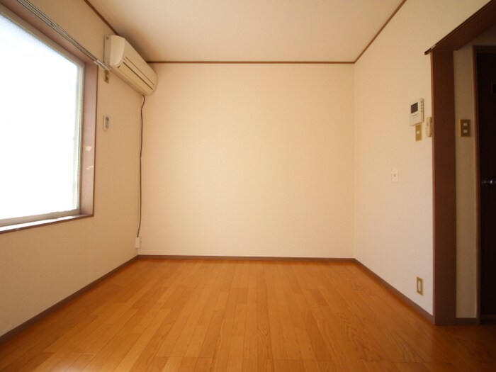 物件内観写真18　(居室)