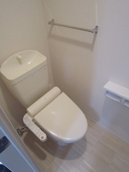 物件内観写真10　(トイレ)