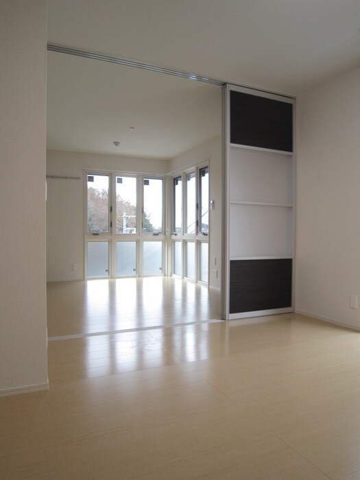 物件内観写真12　(居室)