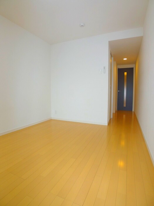 物件内観写真4　(居室)