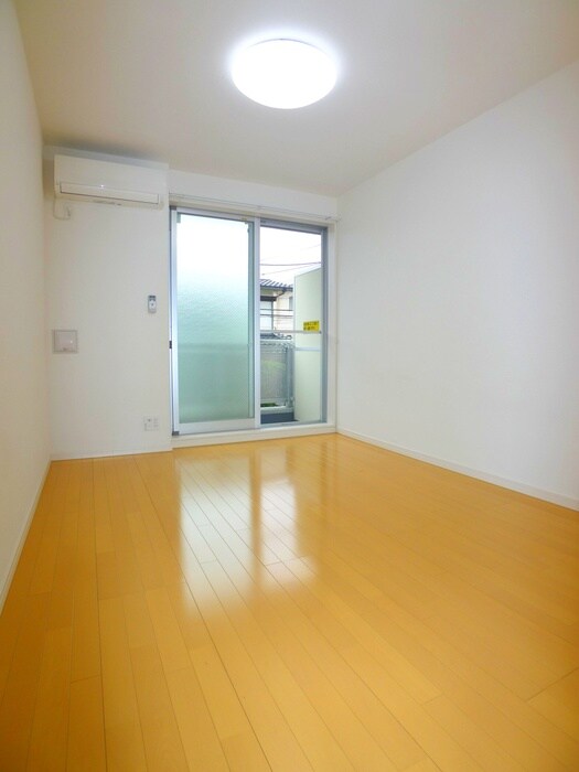 物件内観写真6　(居室)