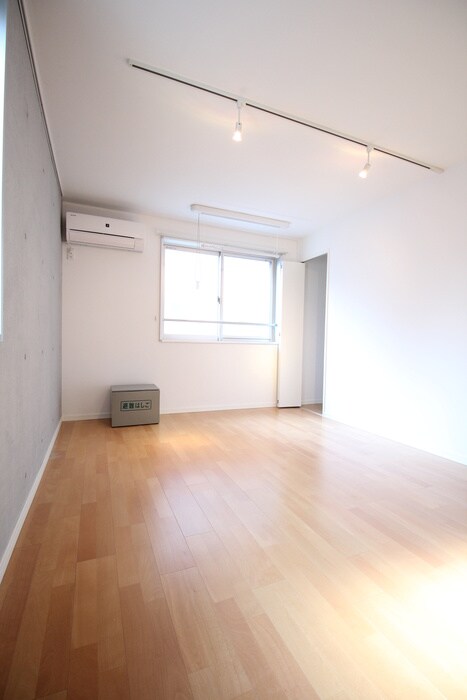 物件内観写真16　(居室)