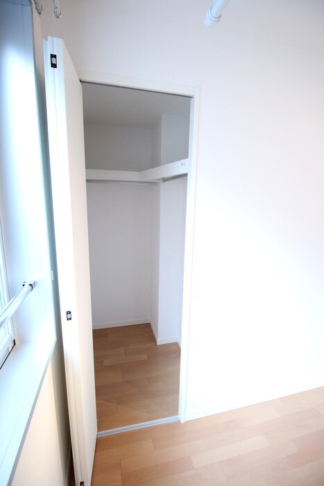 物件内観写真18　(収納)