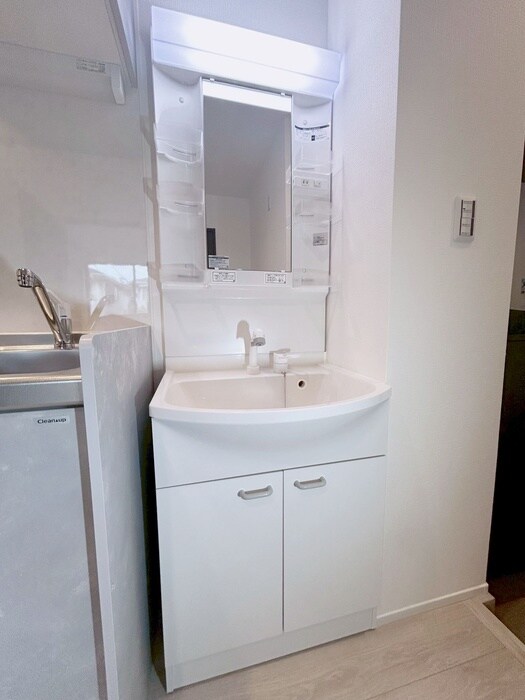 物件内観写真12　(洗面)