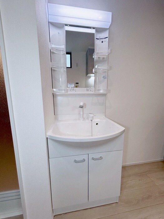 物件内観写真13　(洗面)