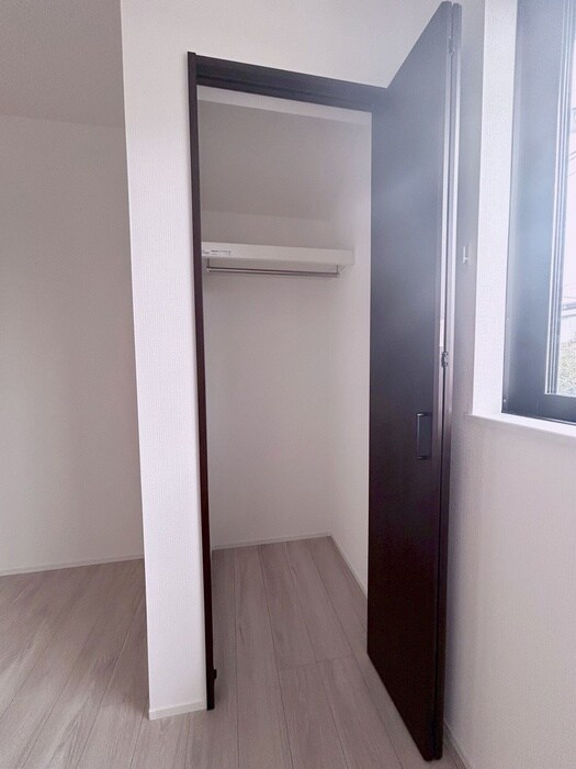 物件内観写真16　(収納)