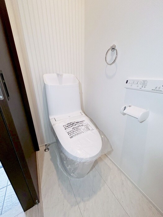 物件内観写真16　(トイレ)