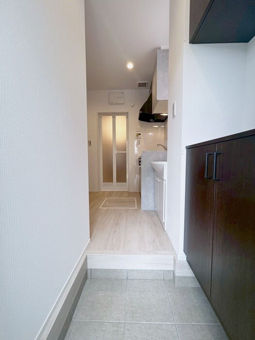 物件内観写真17　(玄関)