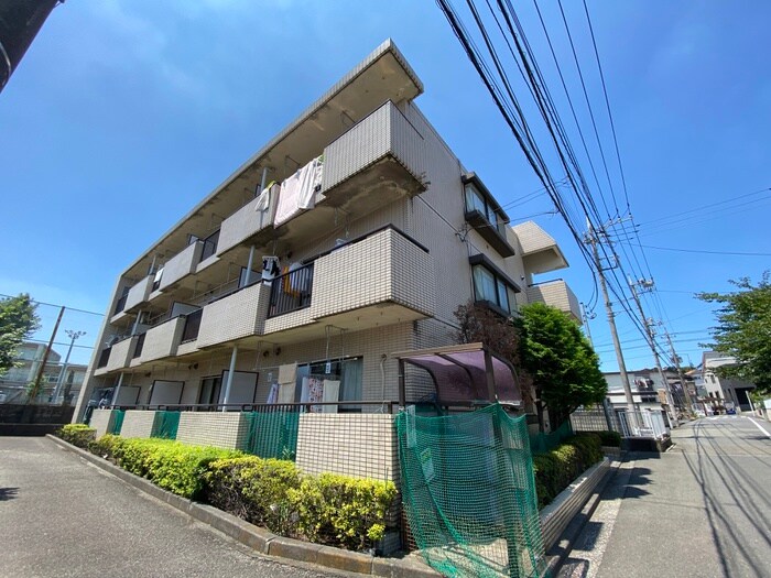 リバーストンハイツの外観写真