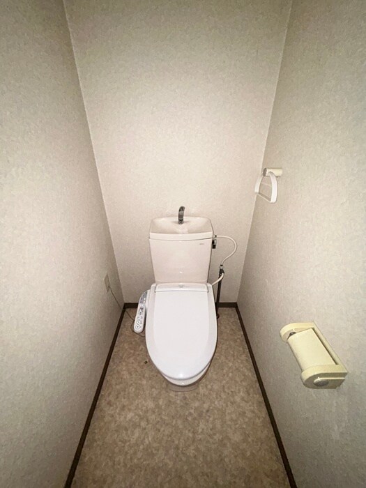 物件内観写真14　(トイレ)