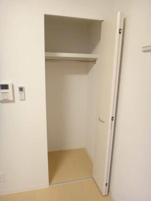 物件内観写真8　(収納)
