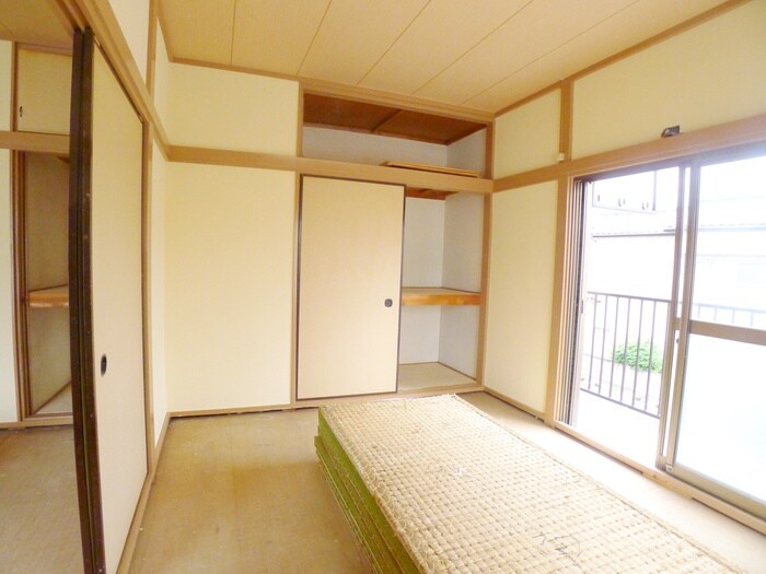 物件内観写真8　(居室)