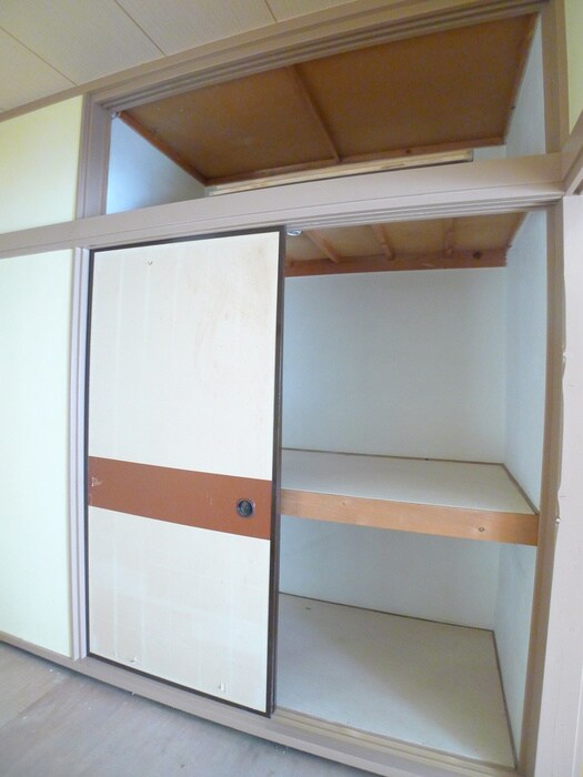 物件内観写真10　(収納)