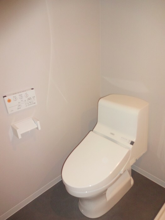 物件内観写真10　(トイレ)