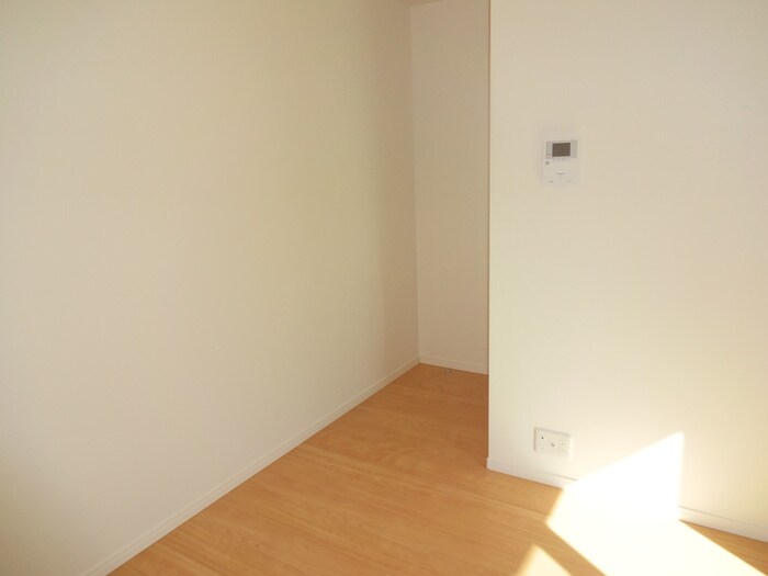 物件内観写真18　(居室)