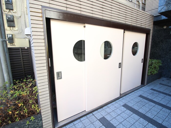 物件外観写真4　(建物設備)