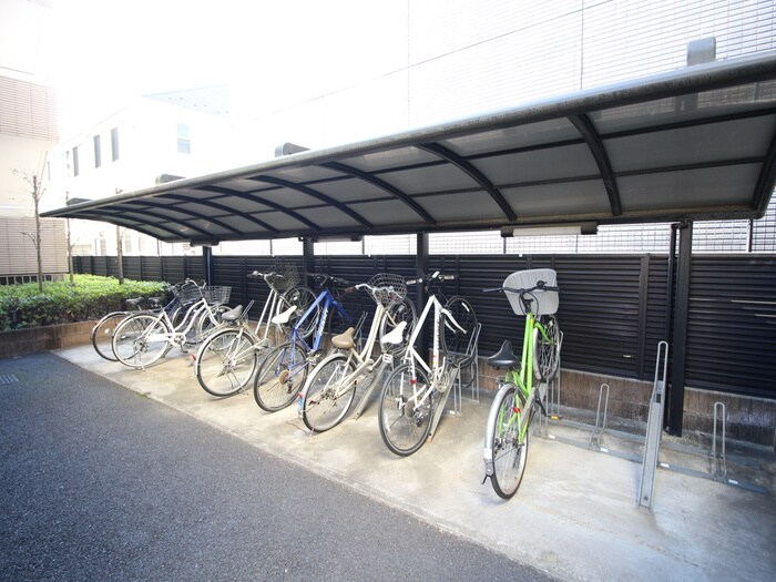物件外観写真5　(駐輪場)