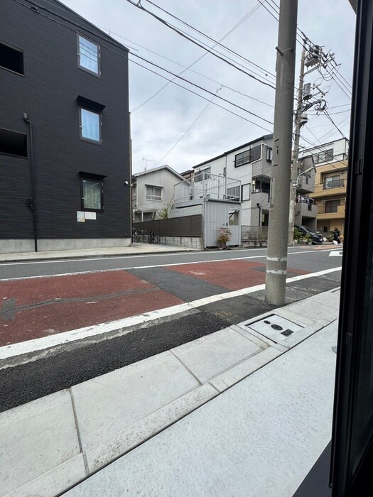 物件内観写真16　(室内からの展望)