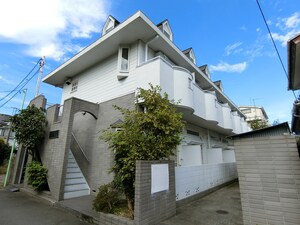 ホワイトキャッスル萩山外観写真