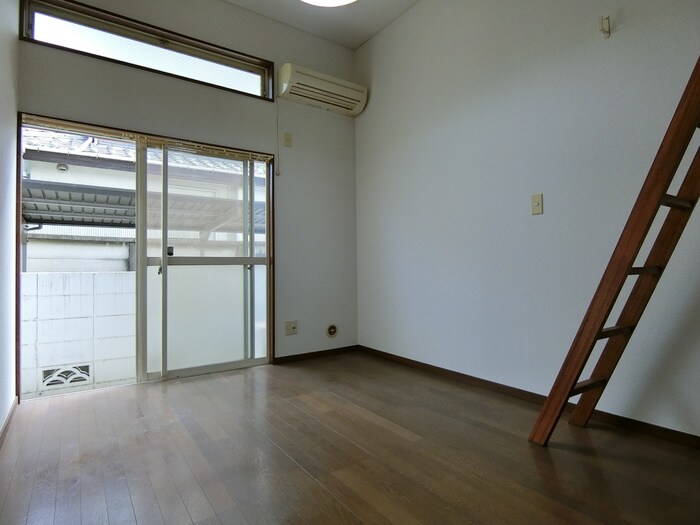 物件内観写真6　(居室)