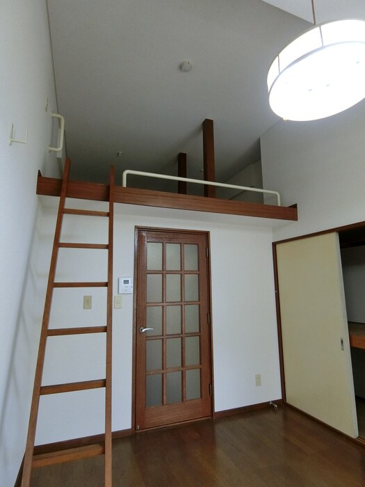 物件内観写真10　(ロフト)
