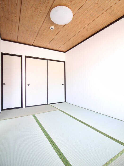 物件内観写真10　(居室)