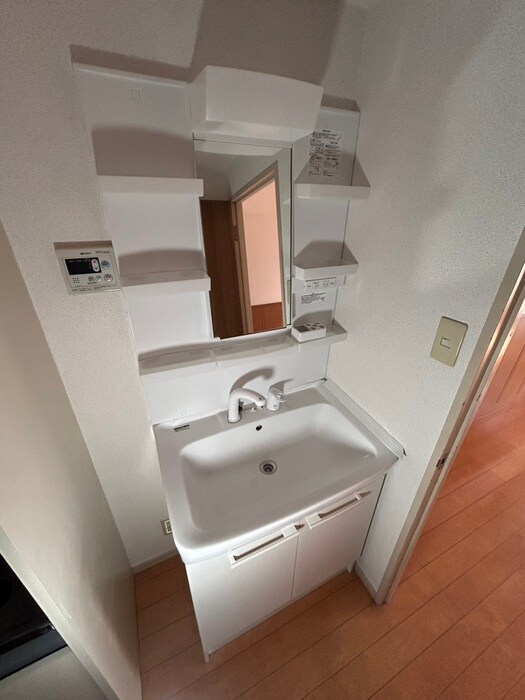 物件内観写真14　(洗面)