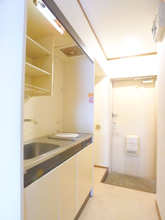 物件内観写真13　(玄関)