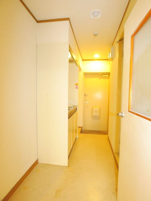 物件内観写真17　(廊下)