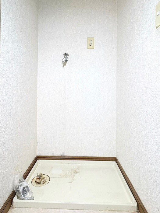 物件内観写真22　(洗濯機置場)