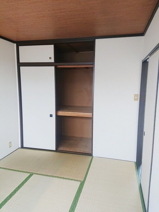 物件内観写真10　(収納)