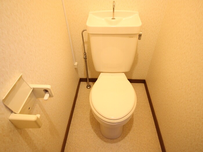 物件内観写真14　(トイレ)