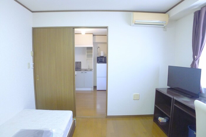 物件内観写真9　(居室)