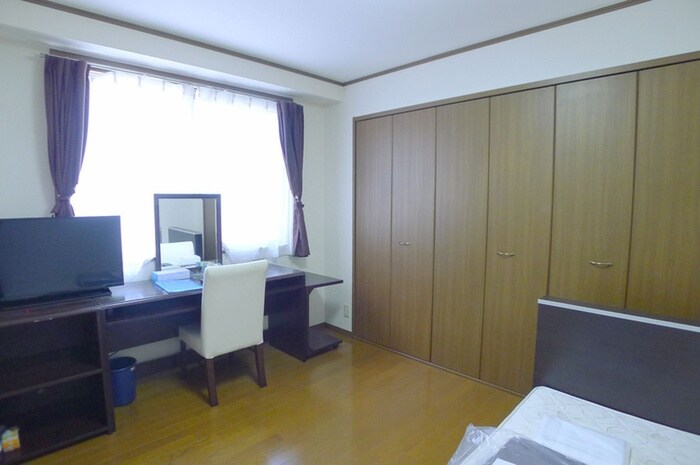 物件内観写真10　(居室)