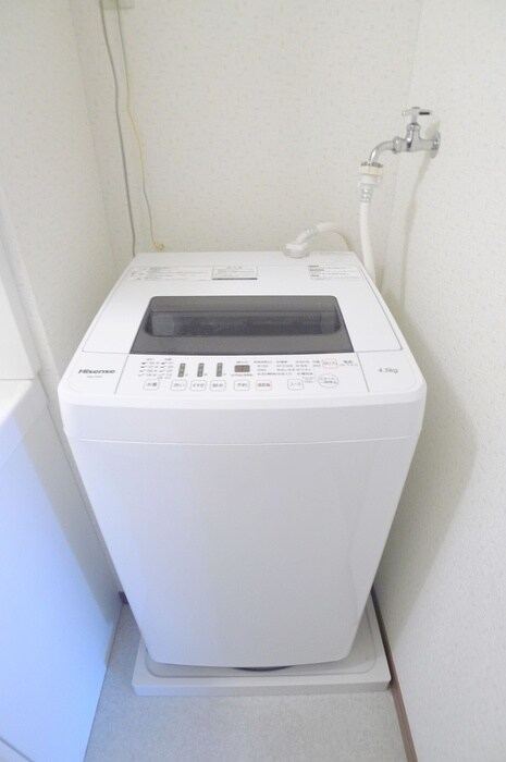 物件内観写真16　(洗濯機置場)