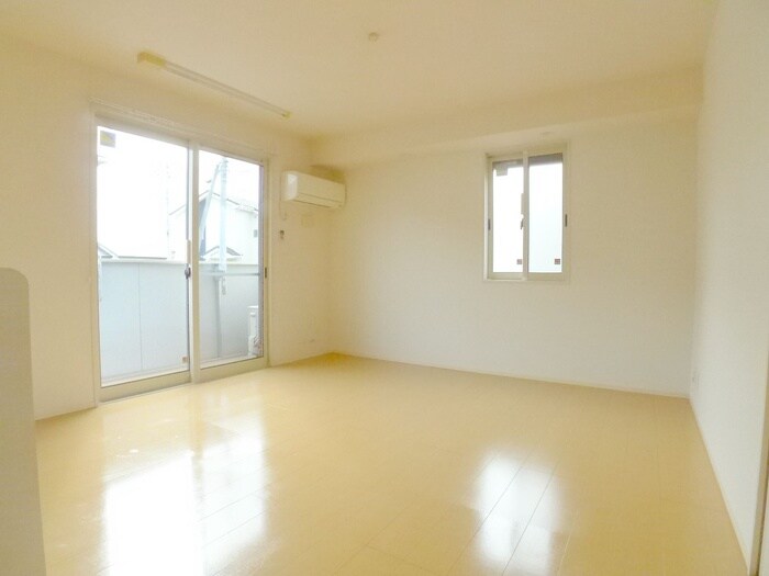 物件内観写真6　(居室)