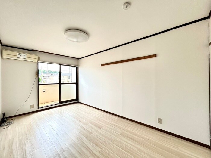 物件内観写真9　(居室)