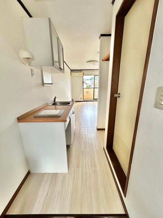 物件内観写真18　(廊下)