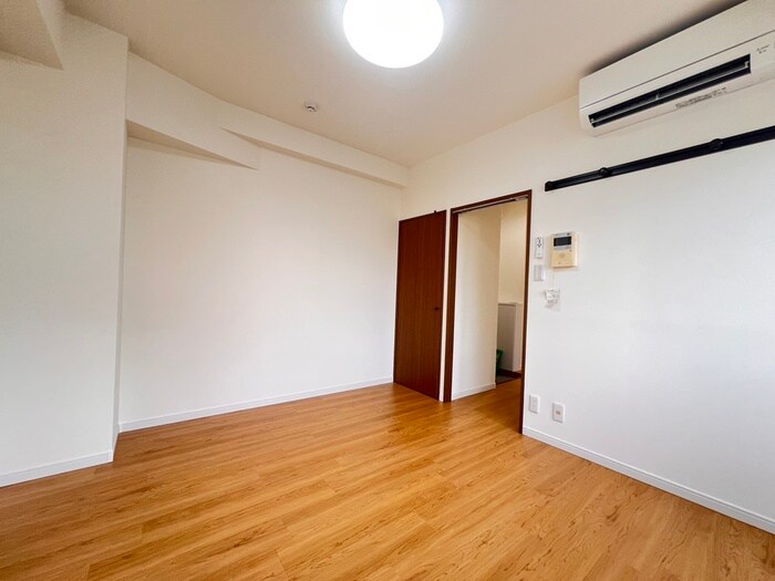 物件内観写真10　(居室)